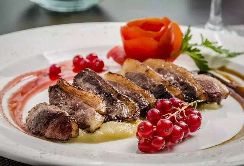 فندق Eurostars Reina Felicia