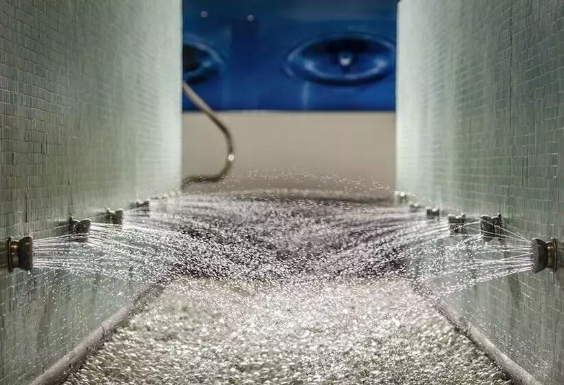 فندق Eurostars Reina Felicia