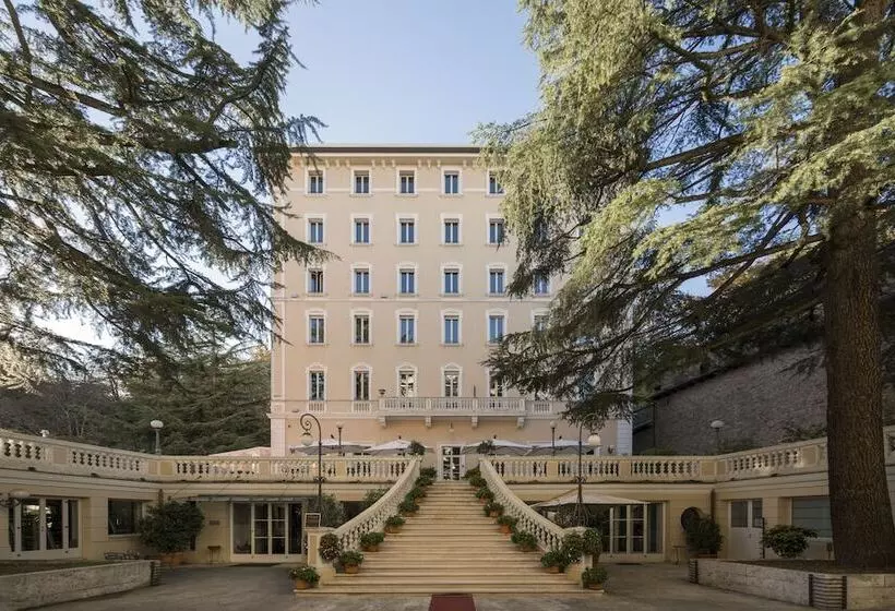 فندق Helvetia Thermal Spa