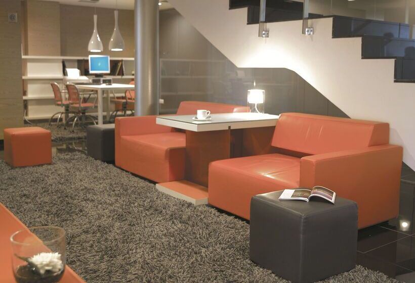 فندق Hesperia Fira