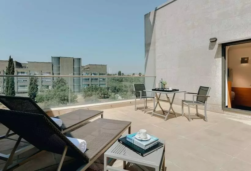 ホテル Hesperia Fira