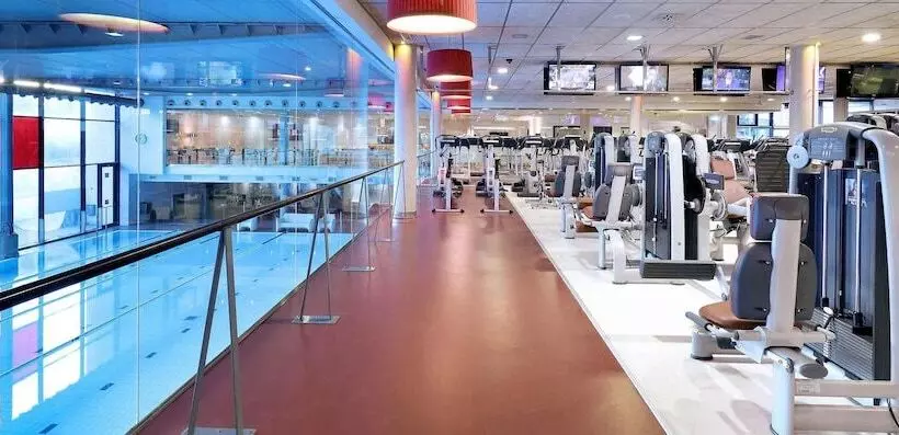 ホテル Hesperia Fira