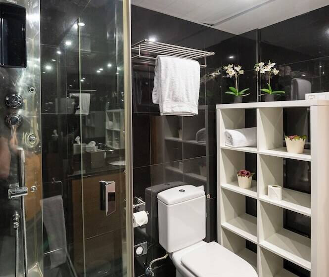 فندق Hesperia Fira