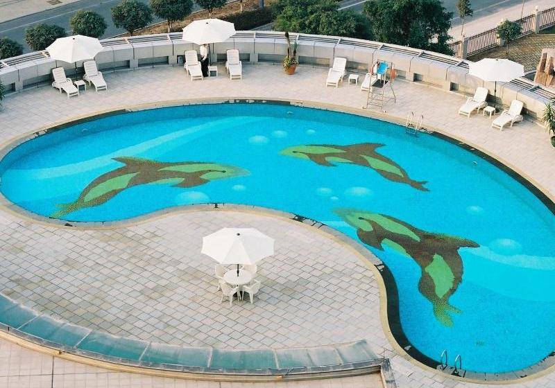 Hotelli Huaxia Newzhongyuan