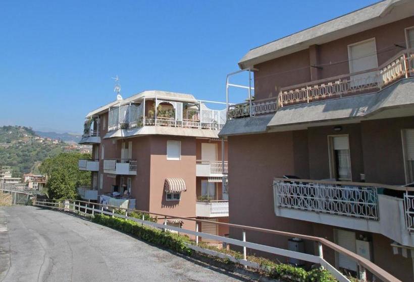 Hotel Apartment Cesare By Interhome