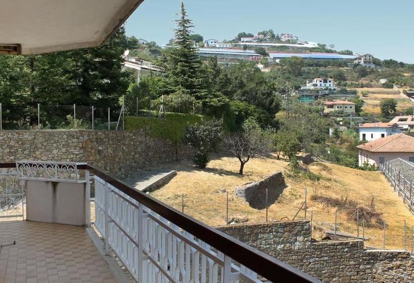 Hotel Apartment Cesare By Interhome