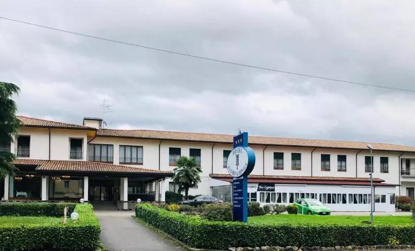 호텔 Internazionale Gorizia