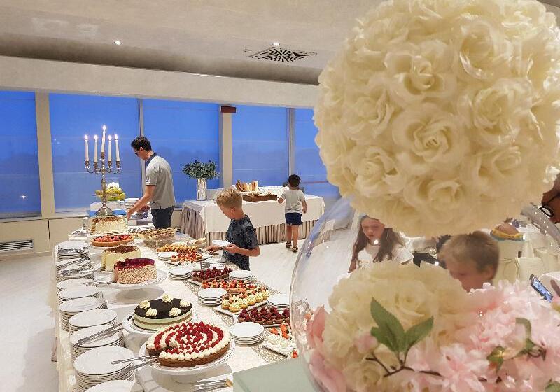 בית מלון כפרי Loano 2 Village