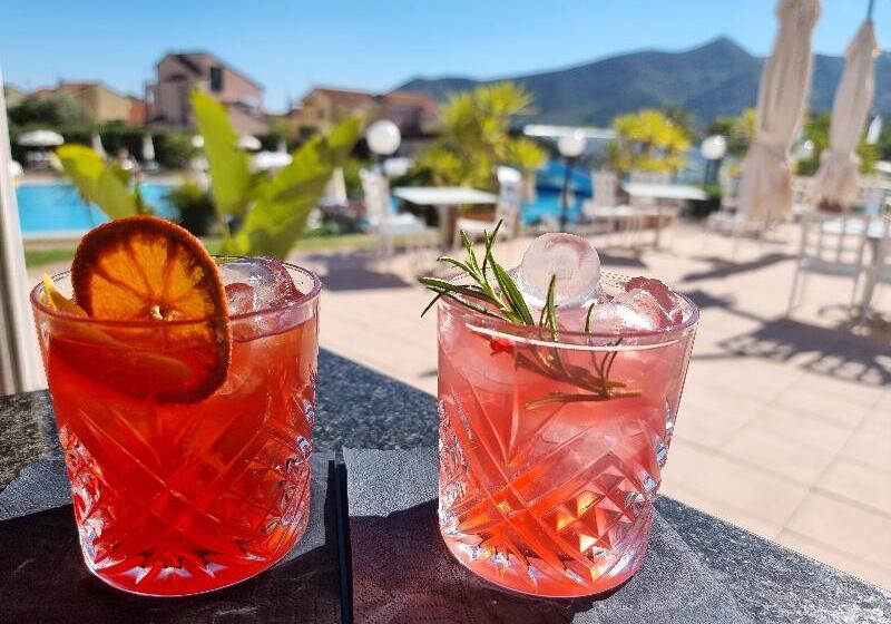 בית מלון כפרי Loano 2 Village