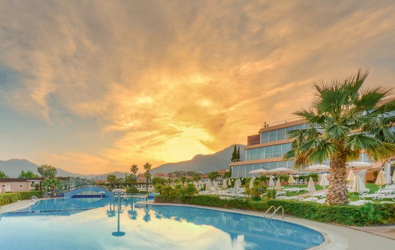 בית מלון כפרי Loano 2 Village