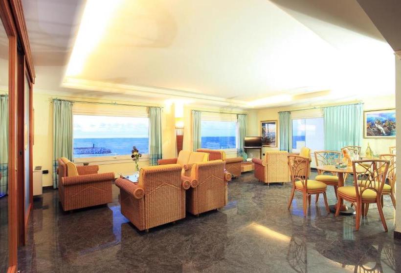 בית מלון כפרי Nantis