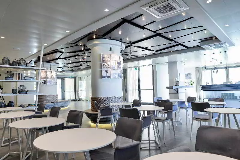 호텔 Nautilus Family