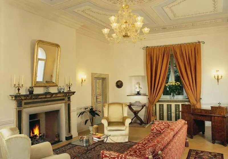 ホテル Palazzo Leti Residenza D'epoca