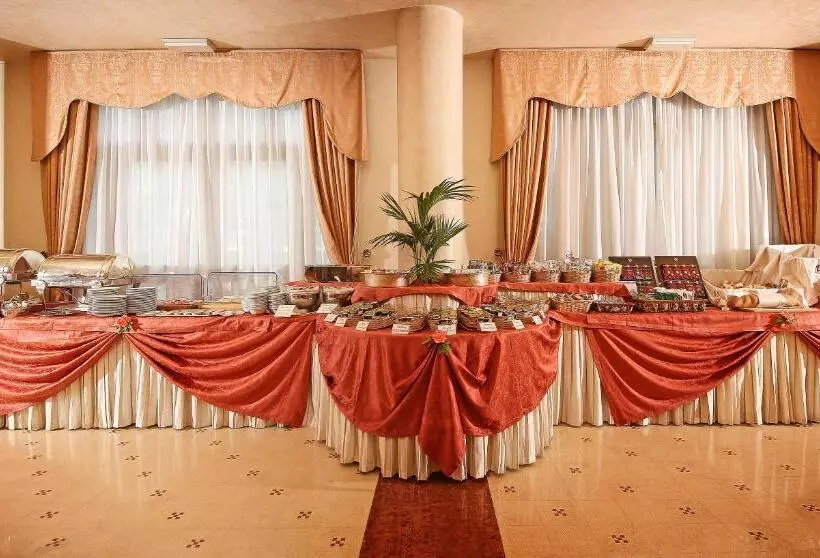 Szálloda Savoy Palace