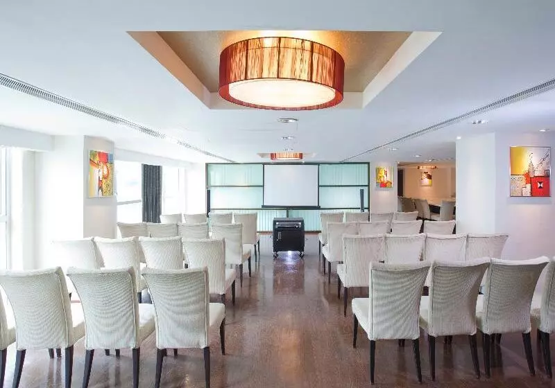 هتل Silka Far East