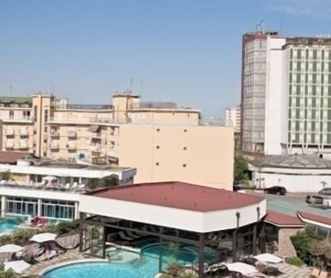 בית מלון כפרי Terme Igea Suisse