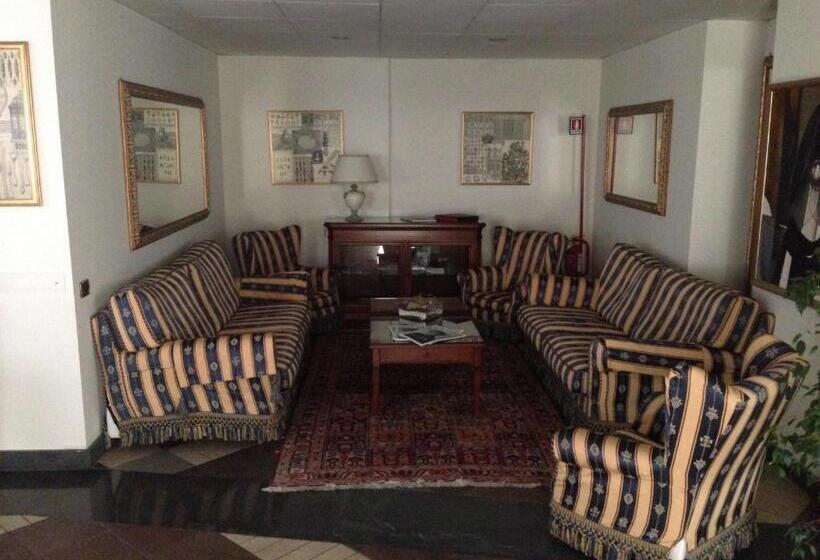 فندق Villa Savoia