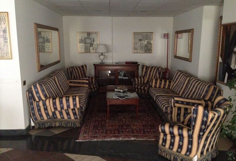 فندق Villa Savoia