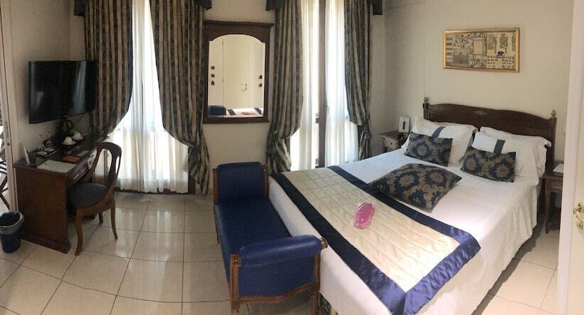 فندق Villa Savoia