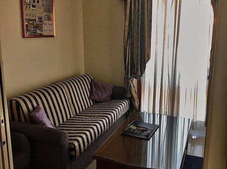 فندق Villa Savoia