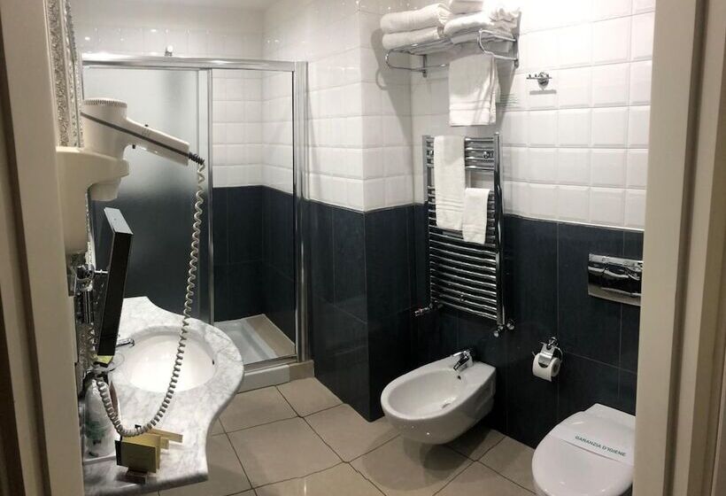 فندق Villa Savoia