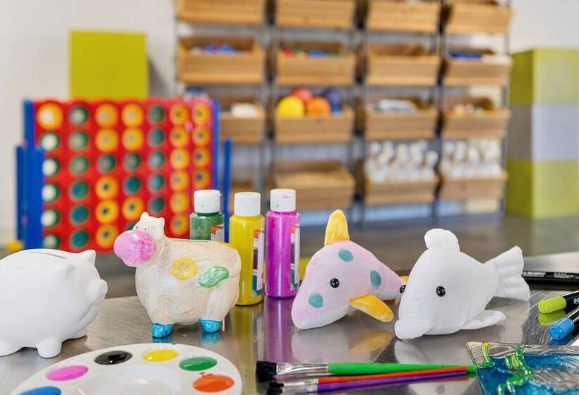 Marriott S Aruba Surf Club