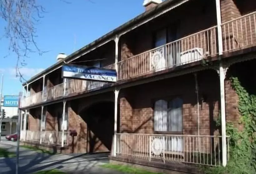 Albury Townhouse Motel