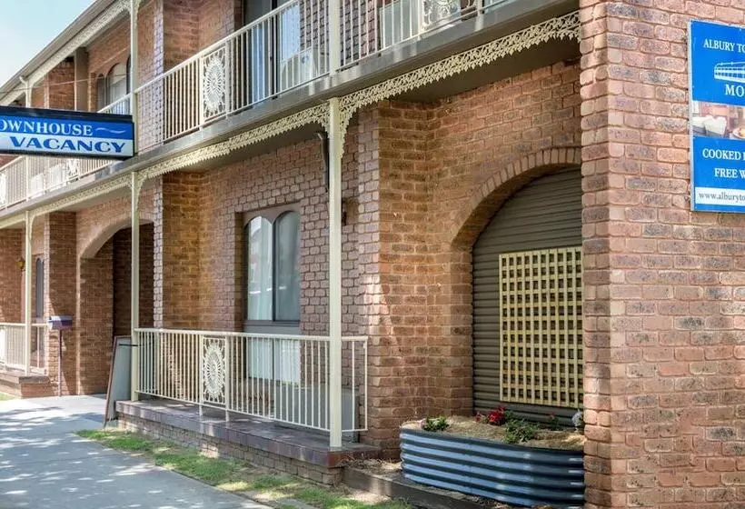 Albury Townhouse Motel