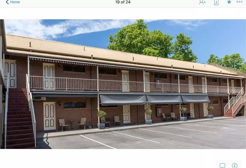 Albury Townhouse Motel