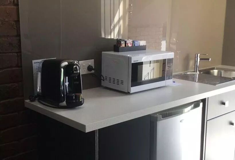 Albury Townhouse Motel