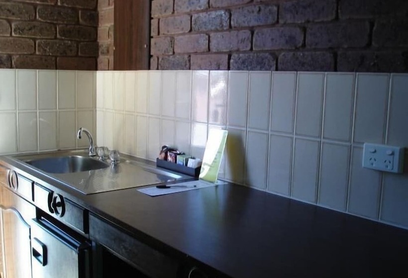 Albury Townhouse Motel