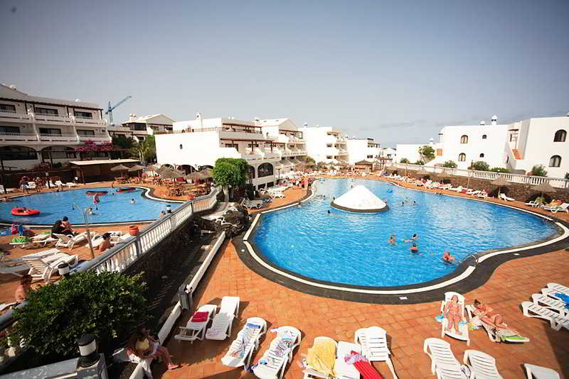 Apartamentos Teguisol