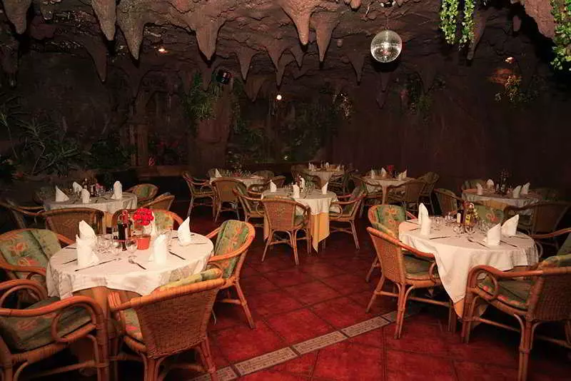 Apartamentos Teguisol