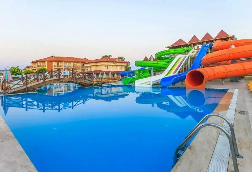 ホテル Eftalia Village