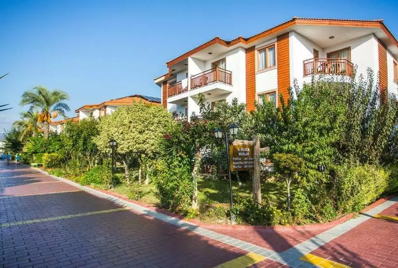 ホテル Eftalia Village