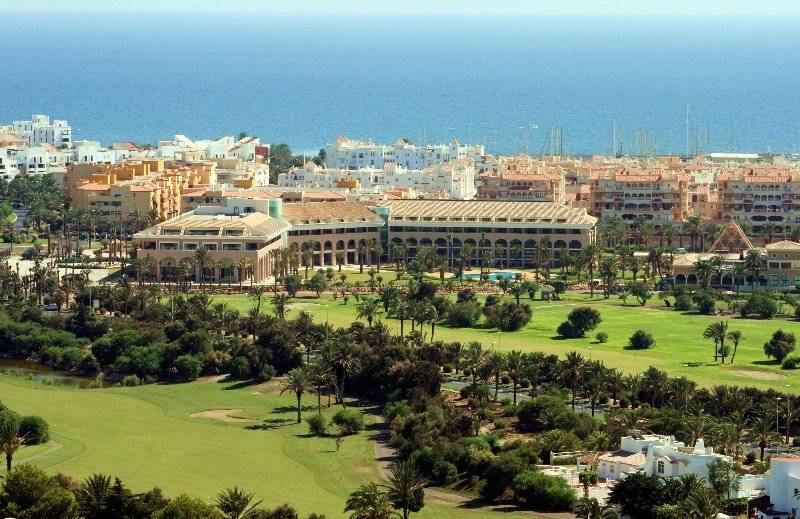 فندق Ar Golf Almerimar