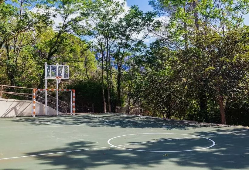 فندق Checkin Montserrat