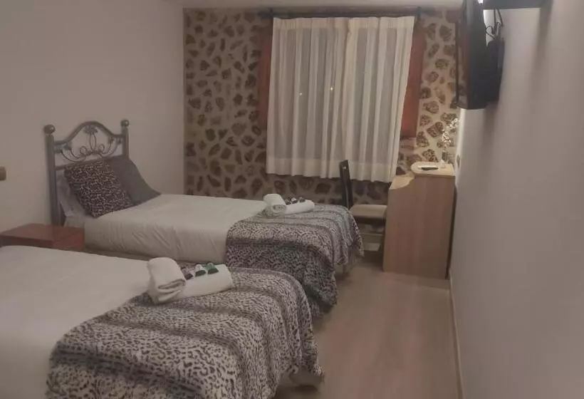 Hotel Hostal Bavieca