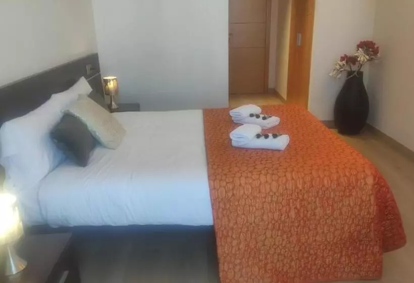 Hotel Hostal Bavieca