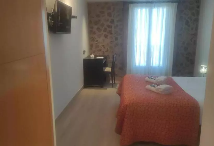 Hotel Hostal Bavieca