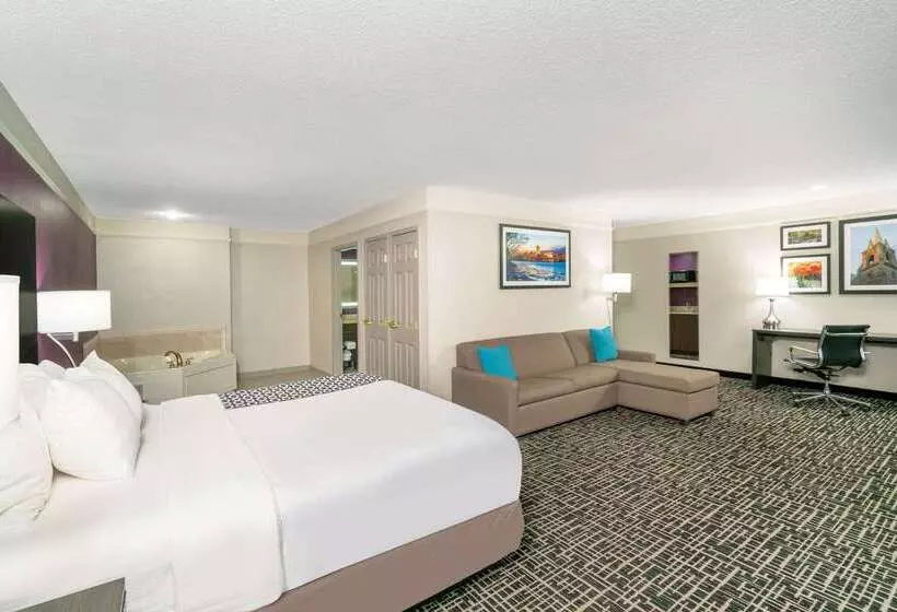 فندق La Quinta By Wyndham Latham Albany Airport