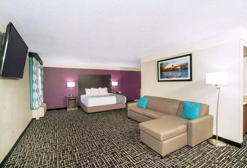 فندق La Quinta By Wyndham Latham Albany Airport
