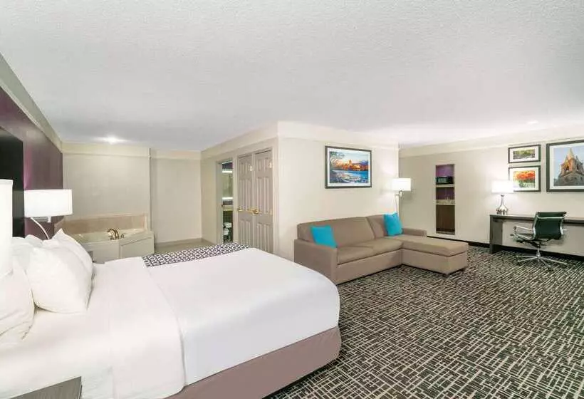 فندق La Quinta By Wyndham Latham Albany Airport