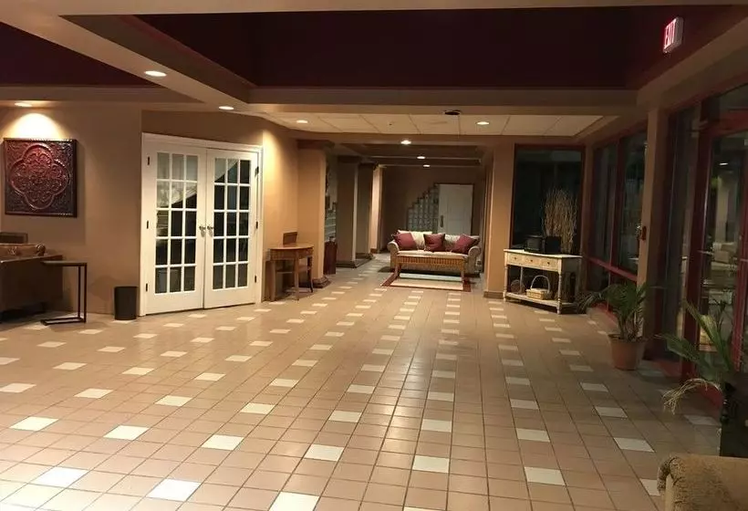 Magnuson Hotel Hattiesburg