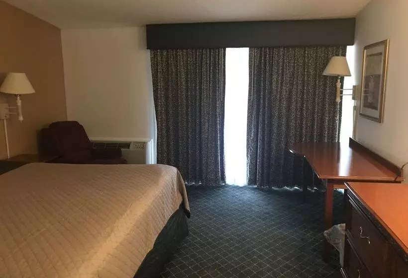 Magnuson Hotel Hattiesburg