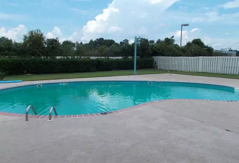 Magnuson Hotel Hattiesburg