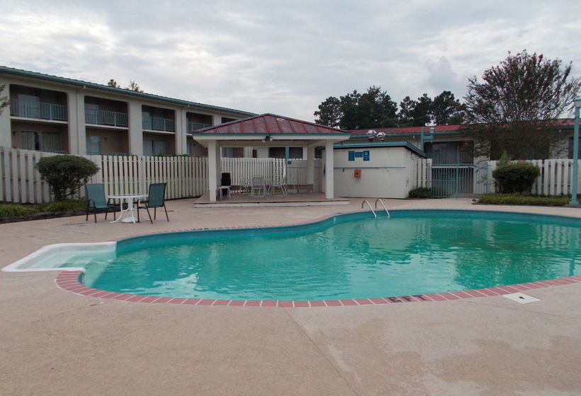 Magnuson Hotel Hattiesburg