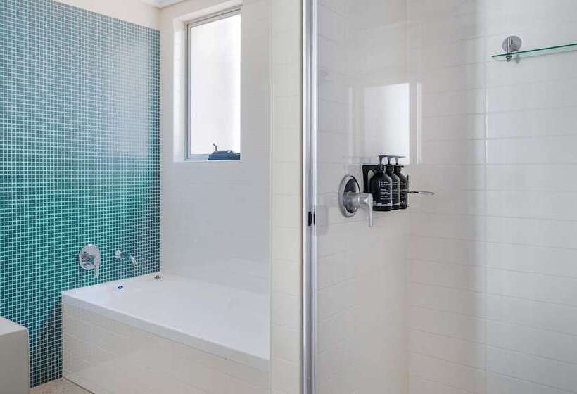 בית מלון כפרי Mantra The Observatory