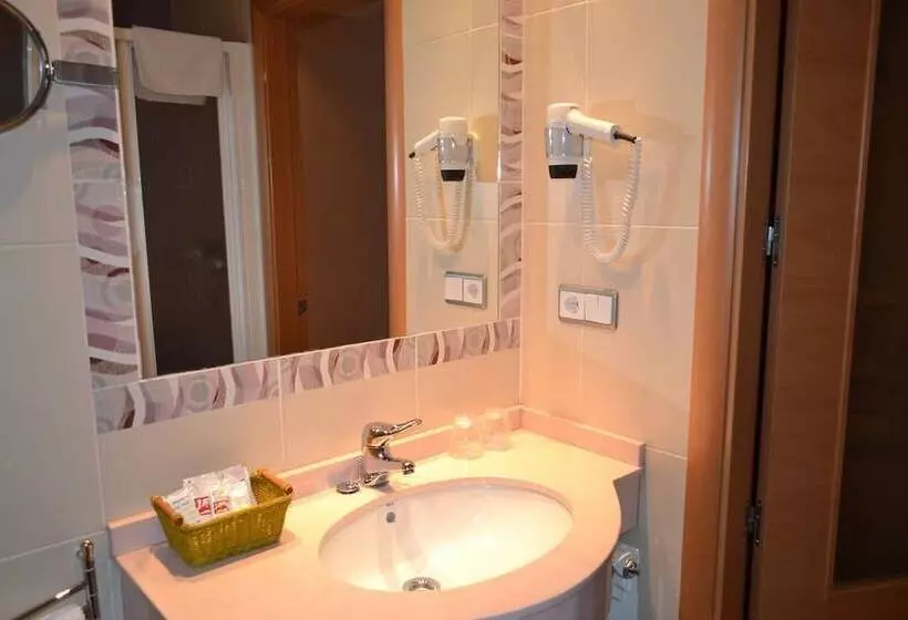 Отель Puerta De Cazorla