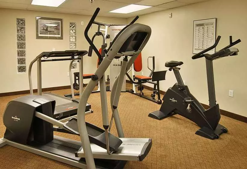 Hotel Ramada By Wyndham Anchorage